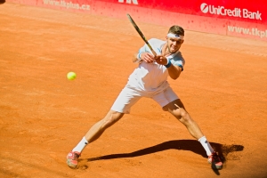 UniCredit Czech Open 2015, semifinále Veselý a Ignatik